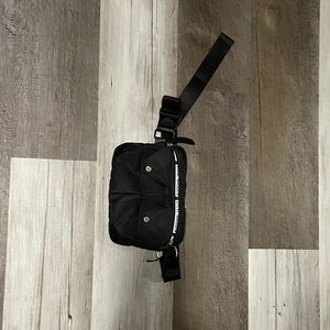 Steve Madden fanny pack